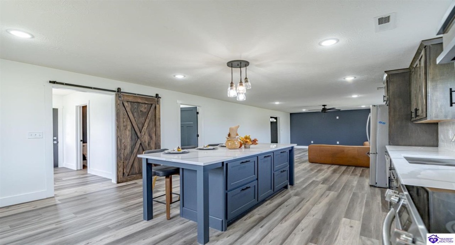 Kiper Road, Leitchfield, Kentucky 42754, ,3 BathroomsBathrooms,For Sale,Kiper Road,HK24004158