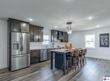 Kiper Road, Leitchfield, Kentucky 42754, ,3 BathroomsBathrooms,For Sale,Kiper Road,HK24004158