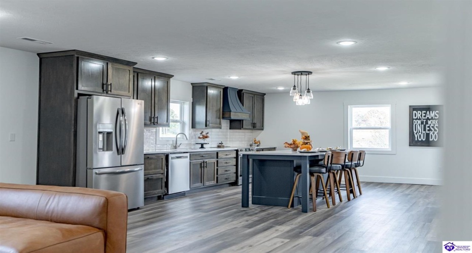 Kiper Road, Leitchfield, Kentucky 42754, ,3 BathroomsBathrooms,For Sale,Kiper Road,HK24004158