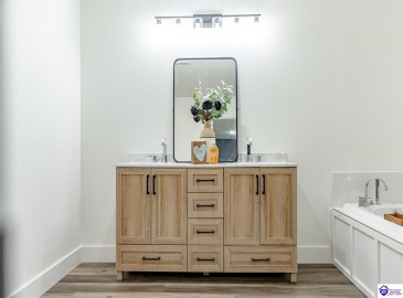 Kiper Road, Leitchfield, Kentucky 42754, ,3 BathroomsBathrooms,For Sale,Kiper Road,HK24004158