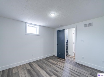 Kiper Road, Leitchfield, Kentucky 42754, ,3 BathroomsBathrooms,For Sale,Kiper Road,HK24004158