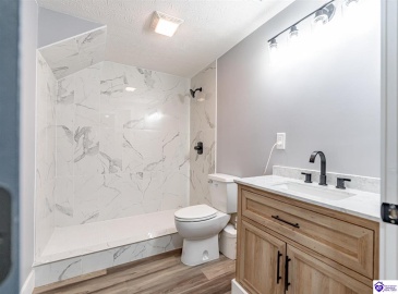 Kiper Road, Leitchfield, Kentucky 42754, ,3 BathroomsBathrooms,For Sale,Kiper Road,HK24004158