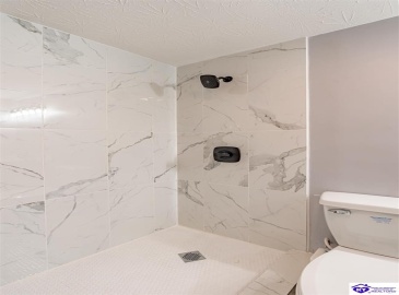 Kiper Road, Leitchfield, Kentucky 42754, ,3 BathroomsBathrooms,For Sale,Kiper Road,HK24004158