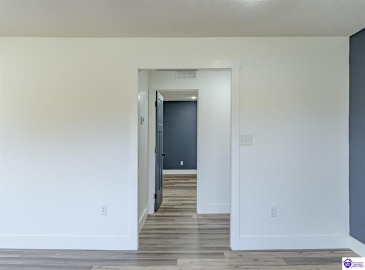 Kiper Road, Leitchfield, Kentucky 42754, ,3 BathroomsBathrooms,For Sale,Kiper Road,HK24004158