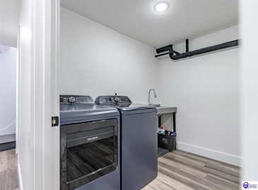 Kiper Road, Leitchfield, Kentucky 42754, ,3 BathroomsBathrooms,For Sale,Kiper Road,HK24004158