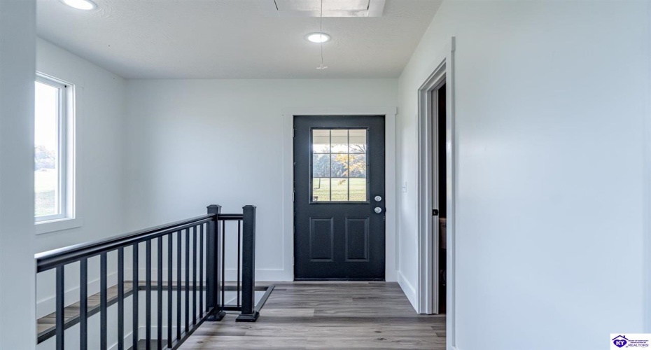 Kiper Road, Leitchfield, Kentucky 42754, ,3 BathroomsBathrooms,For Sale,Kiper Road,HK24004158