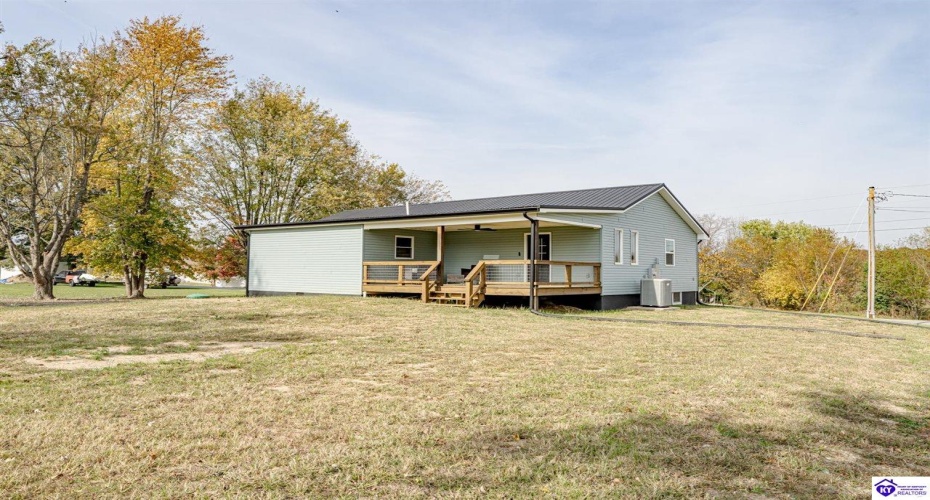 Kiper Road, Leitchfield, Kentucky 42754, ,3 BathroomsBathrooms,For Sale,Kiper Road,HK24004158