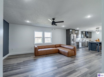 Kiper Road, Leitchfield, Kentucky 42754, ,3 BathroomsBathrooms,For Sale,Kiper Road,HK24004158