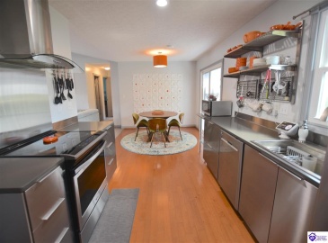 St John Road, Elizabethtown, Kentucky 42701, ,2 BathroomsBathrooms,For Sale,St John Road,HK24004162