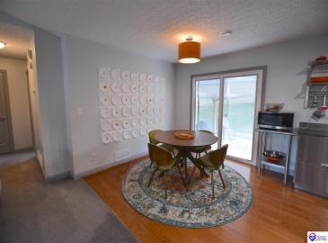 St John Road, Elizabethtown, Kentucky 42701, ,2 BathroomsBathrooms,For Sale,St John Road,HK24004162