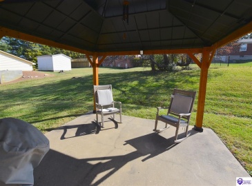 St John Road, Elizabethtown, Kentucky 42701, ,2 BathroomsBathrooms,For Sale,St John Road,HK24004162