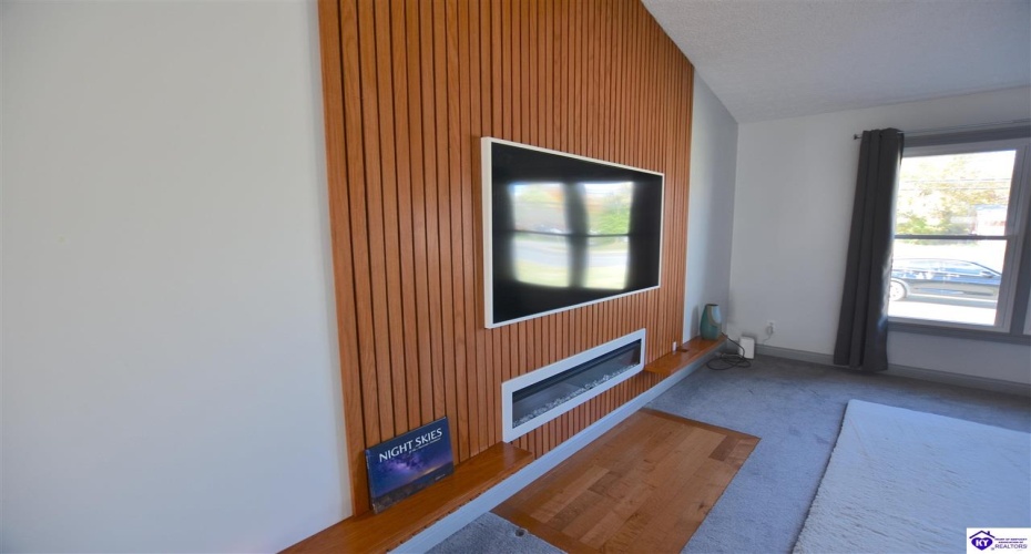 St John Road, Elizabethtown, Kentucky 42701, ,2 BathroomsBathrooms,For Sale,St John Road,HK24004162