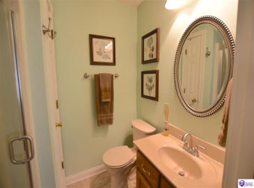 St John Road, Elizabethtown, Kentucky 42701, ,2 BathroomsBathrooms,For Sale,St John Road,HK24004164