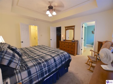 Graceland Trail, Elizabethtown, Kentucky 42701, ,4 BathroomsBathrooms,For Sale,Graceland Trail,HK24004174