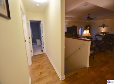 Graceland Trail, Elizabethtown, Kentucky 42701, ,4 BathroomsBathrooms,For Sale,Graceland Trail,HK24004174