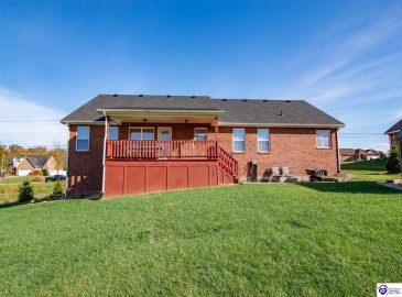 Graceland Trail, Elizabethtown, Kentucky 42701, ,4 BathroomsBathrooms,For Sale,Graceland Trail,HK24004174