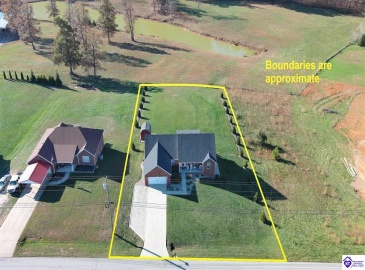 Graceland Trail, Elizabethtown, Kentucky 42701, ,4 BathroomsBathrooms,For Sale,Graceland Trail,HK24004174