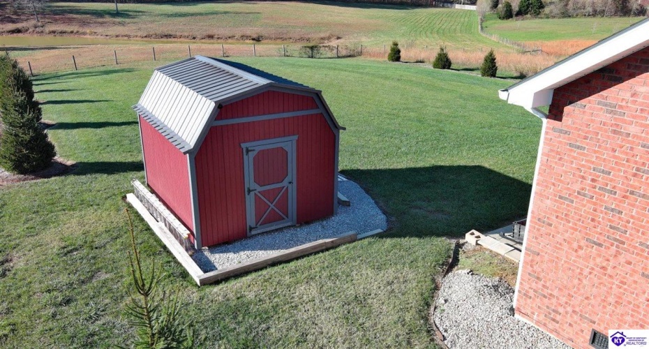 Graceland Trail, Elizabethtown, Kentucky 42701, ,4 BathroomsBathrooms,For Sale,Graceland Trail,HK24004174