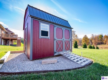 Graceland Trail, Elizabethtown, Kentucky 42701, ,4 BathroomsBathrooms,For Sale,Graceland Trail,HK24004174