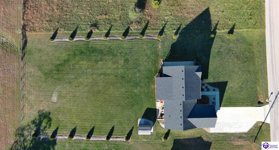 Graceland Trail, Elizabethtown, Kentucky 42701, ,4 BathroomsBathrooms,For Sale,Graceland Trail,HK24004174