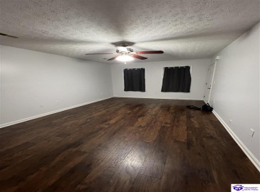 Sunny Street, Elizabethtown, Kentucky 42701, ,1 BathroomBathrooms,For Sale,Sunny Street,HK24004178