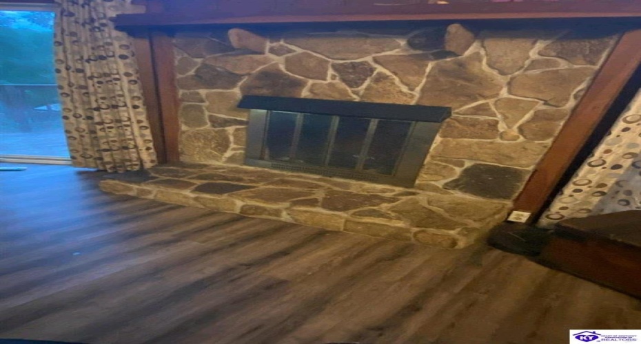 Mount Moriah Road, Boston, Kentucky 40107-0000, ,3 BathroomsBathrooms,For Sale,Mount Moriah Road,HK24004188