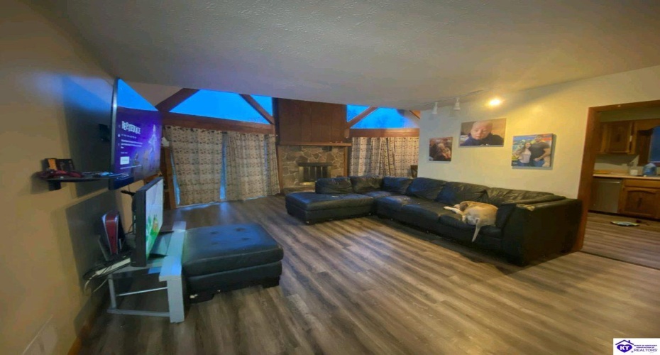 Mount Moriah Road, Boston, Kentucky 40107-0000, ,3 BathroomsBathrooms,For Sale,Mount Moriah Road,HK24004188