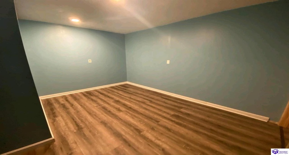 Mount Moriah Road, Boston, Kentucky 40107-0000, ,3 BathroomsBathrooms,For Sale,Mount Moriah Road,HK24004188