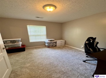 Ashton Walk, Radcliff, Kentucky 40160, ,3 BathroomsBathrooms,For Sale,Ashton Walk,HK24003257