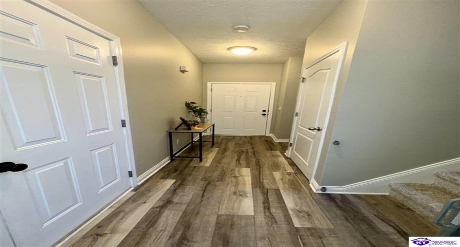 Ashton Walk, Radcliff, Kentucky 40160, ,3 BathroomsBathrooms,For Sale,Ashton Walk,HK24003257