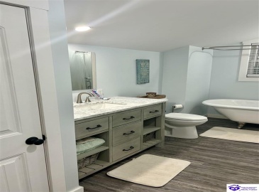 Hornback Farms Lane, Webster, Kentucky 40176, ,3 BathroomsBathrooms,For Sale,Hornback Farms Lane,HK24004193