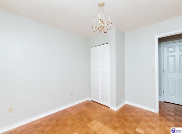 Dana Way, Vine Grove, Kentucky 40175, ,3 BathroomsBathrooms,For Sale,Dana Way,HK24004194