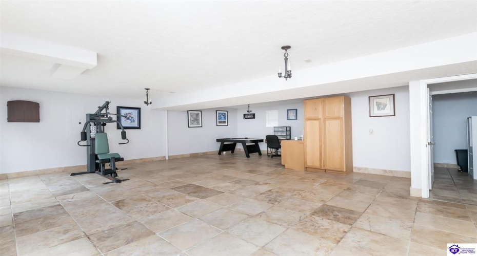 Dana Way, Vine Grove, Kentucky 40175, ,3 BathroomsBathrooms,For Sale,Dana Way,HK24004194