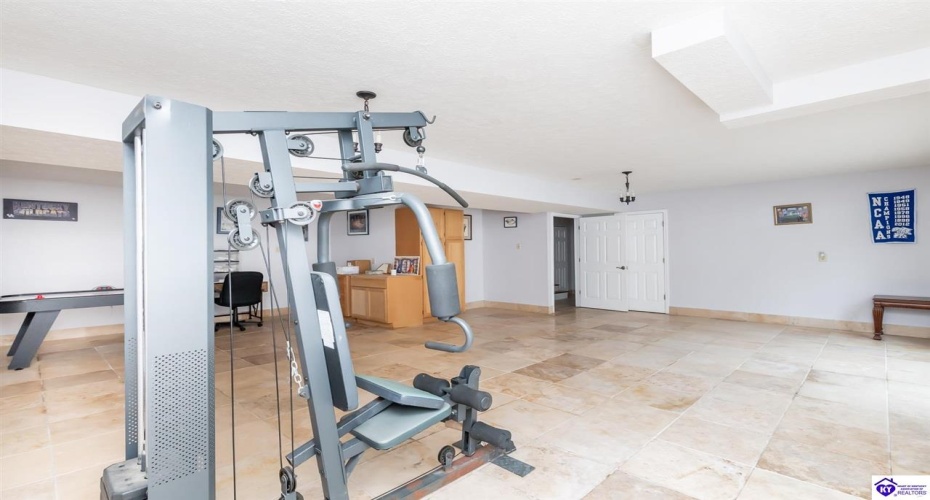 Dana Way, Vine Grove, Kentucky 40175, ,3 BathroomsBathrooms,For Sale,Dana Way,HK24004194