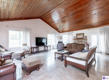 Dana Way, Vine Grove, Kentucky 40175, ,3 BathroomsBathrooms,For Sale,Dana Way,HK24004194