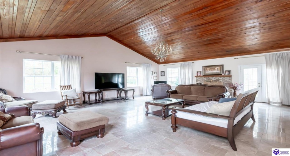 Dana Way, Vine Grove, Kentucky 40175, ,3 BathroomsBathrooms,For Sale,Dana Way,HK24004194