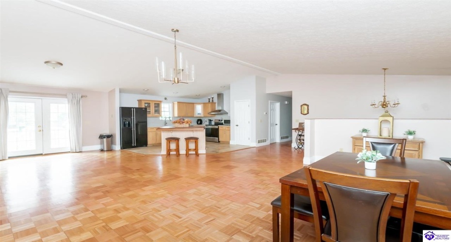 Dana Way, Vine Grove, Kentucky 40175, ,3 BathroomsBathrooms,For Sale,Dana Way,HK24004194