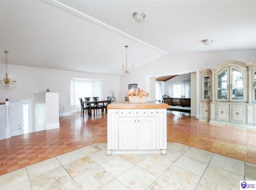 Dana Way, Vine Grove, Kentucky 40175, ,3 BathroomsBathrooms,For Sale,Dana Way,HK24004194