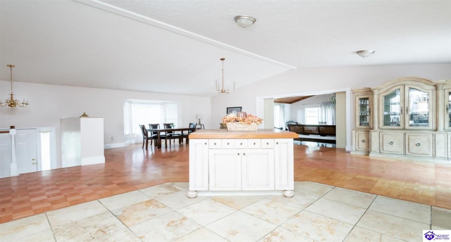 Dana Way, Vine Grove, Kentucky 40175, ,3 BathroomsBathrooms,For Sale,Dana Way,HK24004194