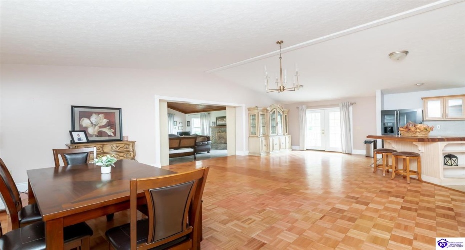 Dana Way, Vine Grove, Kentucky 40175, ,3 BathroomsBathrooms,For Sale,Dana Way,HK24004194