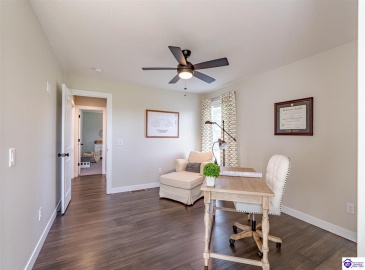 St John Road, Elizabethtown, Kentucky 42701, ,4 BathroomsBathrooms,For Sale,St John Road,HK24004195