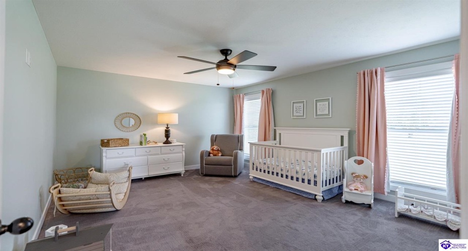 St John Road, Elizabethtown, Kentucky 42701, ,4 BathroomsBathrooms,For Sale,St John Road,HK24004195