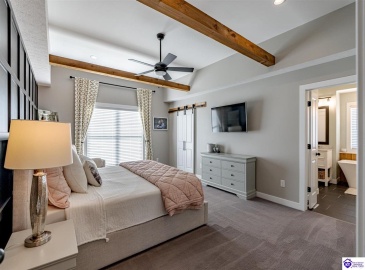 St John Road, Elizabethtown, Kentucky 42701, ,4 BathroomsBathrooms,For Sale,St John Road,HK24004195