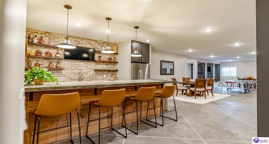 St John Road, Elizabethtown, Kentucky 42701, ,4 BathroomsBathrooms,For Sale,St John Road,HK24004195