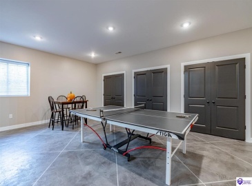 St John Road, Elizabethtown, Kentucky 42701, ,4 BathroomsBathrooms,For Sale,St John Road,HK24004195