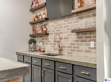 St John Road, Elizabethtown, Kentucky 42701, ,4 BathroomsBathrooms,For Sale,St John Road,HK24004195