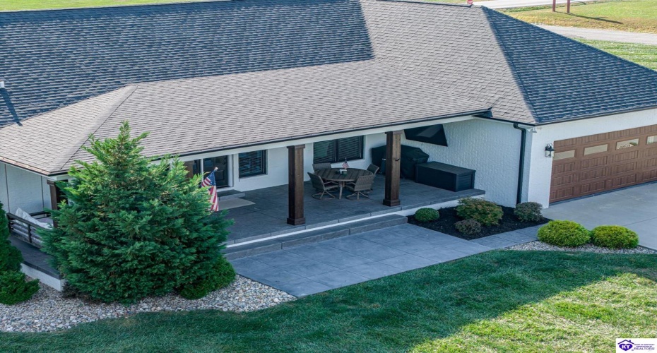 St John Road, Elizabethtown, Kentucky 42701, ,4 BathroomsBathrooms,For Sale,St John Road,HK24004195