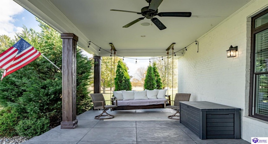 St John Road, Elizabethtown, Kentucky 42701, ,4 BathroomsBathrooms,For Sale,St John Road,HK24004195