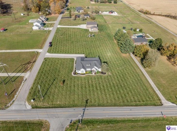 St John Road, Elizabethtown, Kentucky 42701, ,4 BathroomsBathrooms,For Sale,St John Road,HK24004195