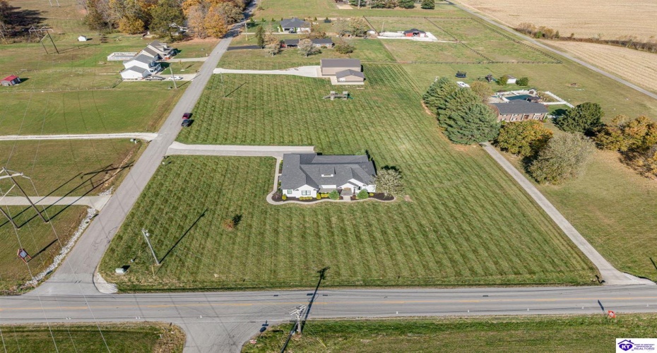 St John Road, Elizabethtown, Kentucky 42701, ,4 BathroomsBathrooms,For Sale,St John Road,HK24004195